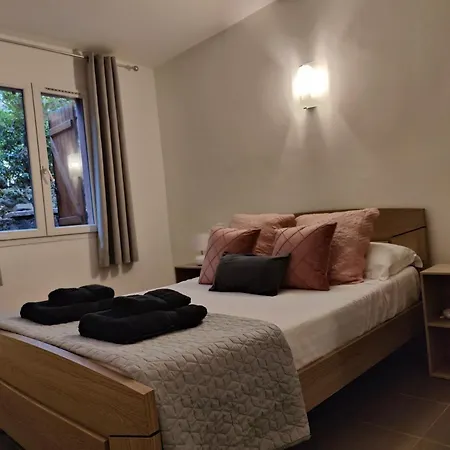 Logement Entier A 5 Min De La Plage Santa Giulia. *